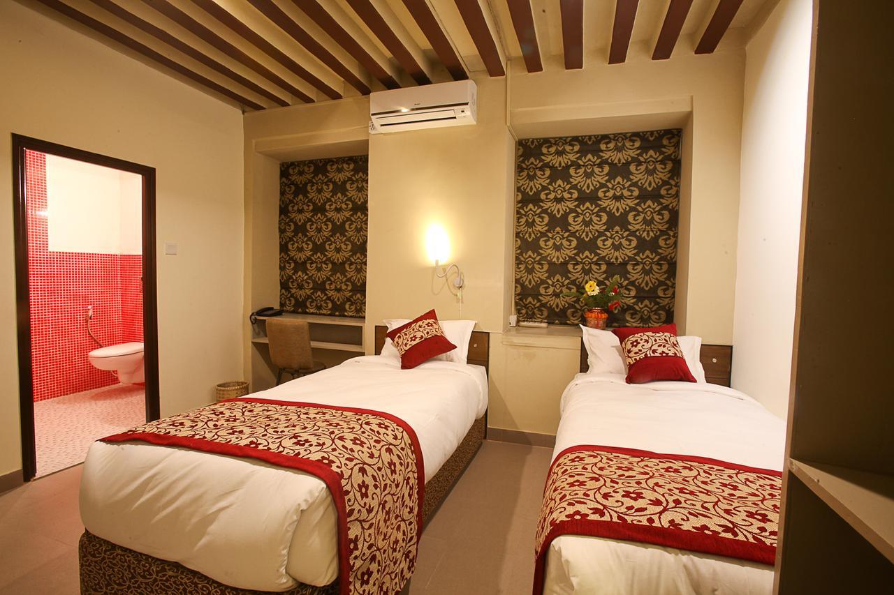 Hotel Heranya Κατμαντού Εξωτερικό φωτογραφία
